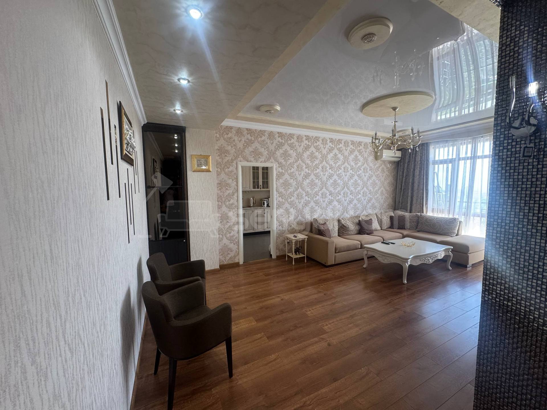3 Սենյականոց Բնակարան Նորակառույցում, 81քմ, 7/14 հարկ, Կապիտալ Վերանորոգված