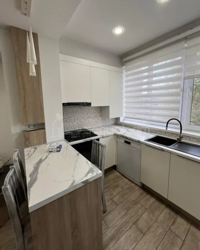 3 Սենյականոց Բնակարան, 63քմ, 4/10 հարկ, Դիզայներական Վերանորոգված
