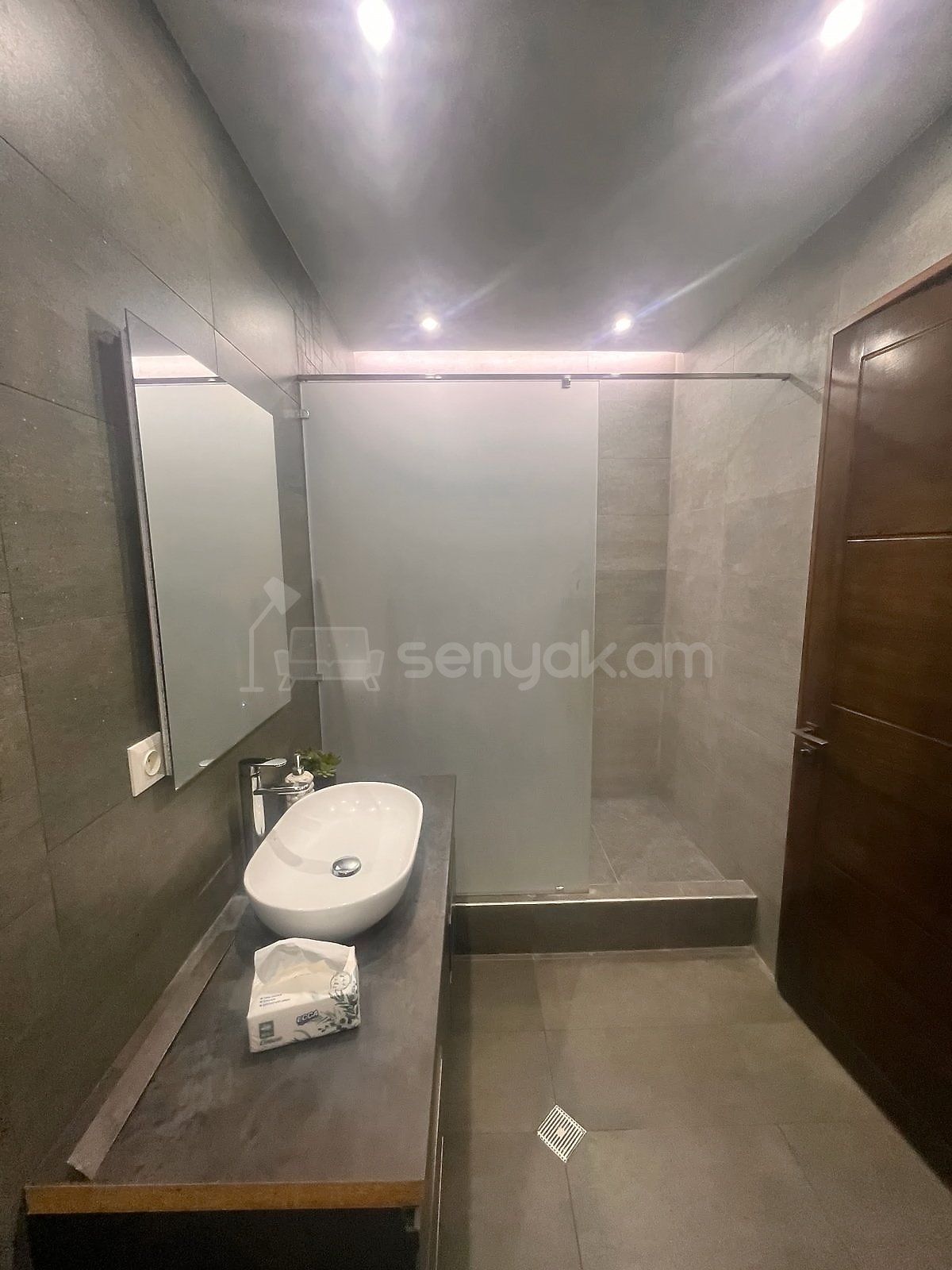 2 Սենյականոց Բնակարան Նորակառույցում, 70քմ, 6/12 հարկ, Կապիտալ Վերանորոգված, Կահավորված, Արևկող