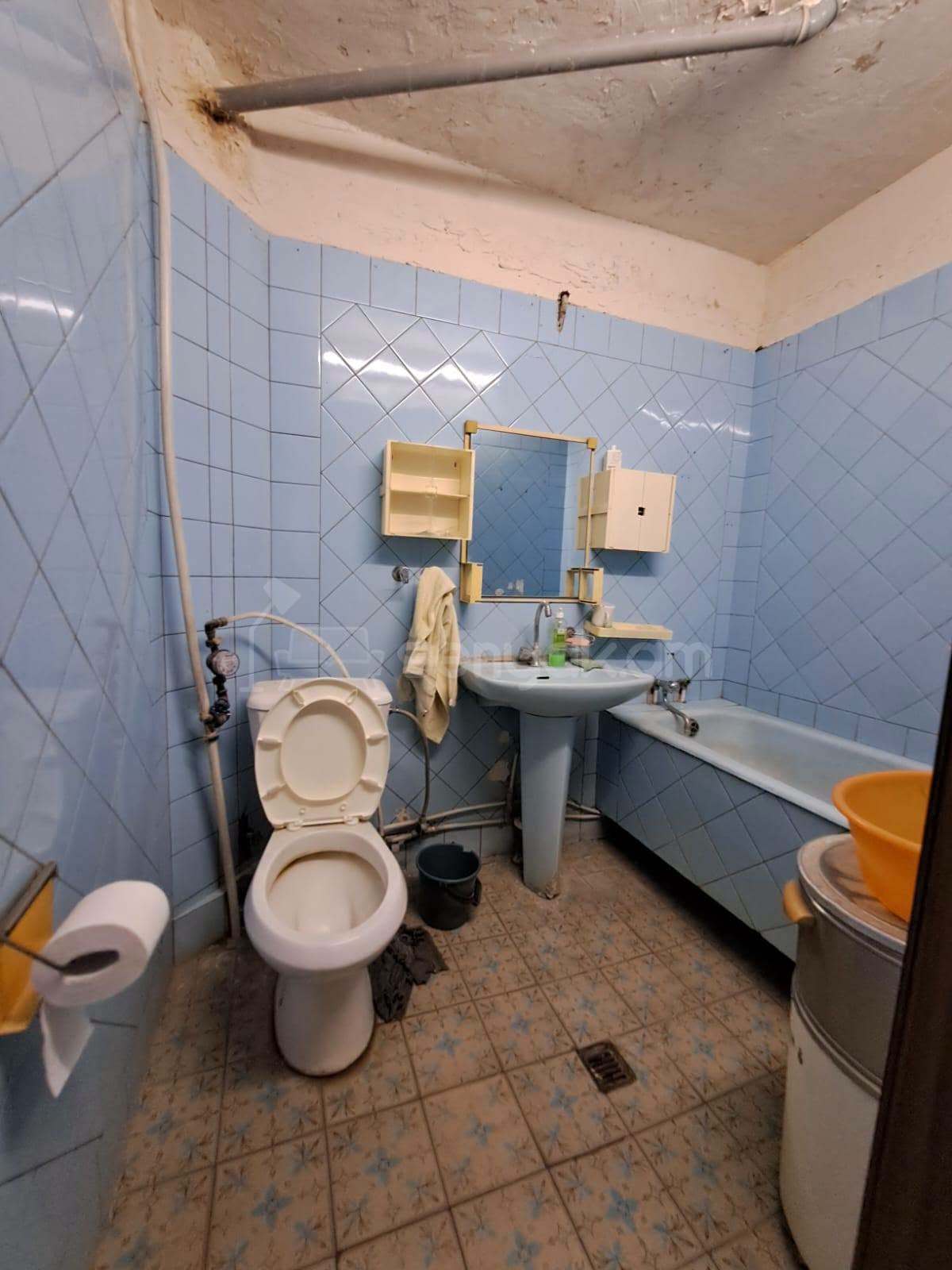 2 Սենյականոց Բնակարան Քարե Շենքում, 54քմ, 4/5 հարկ, Պետական Վիճակում