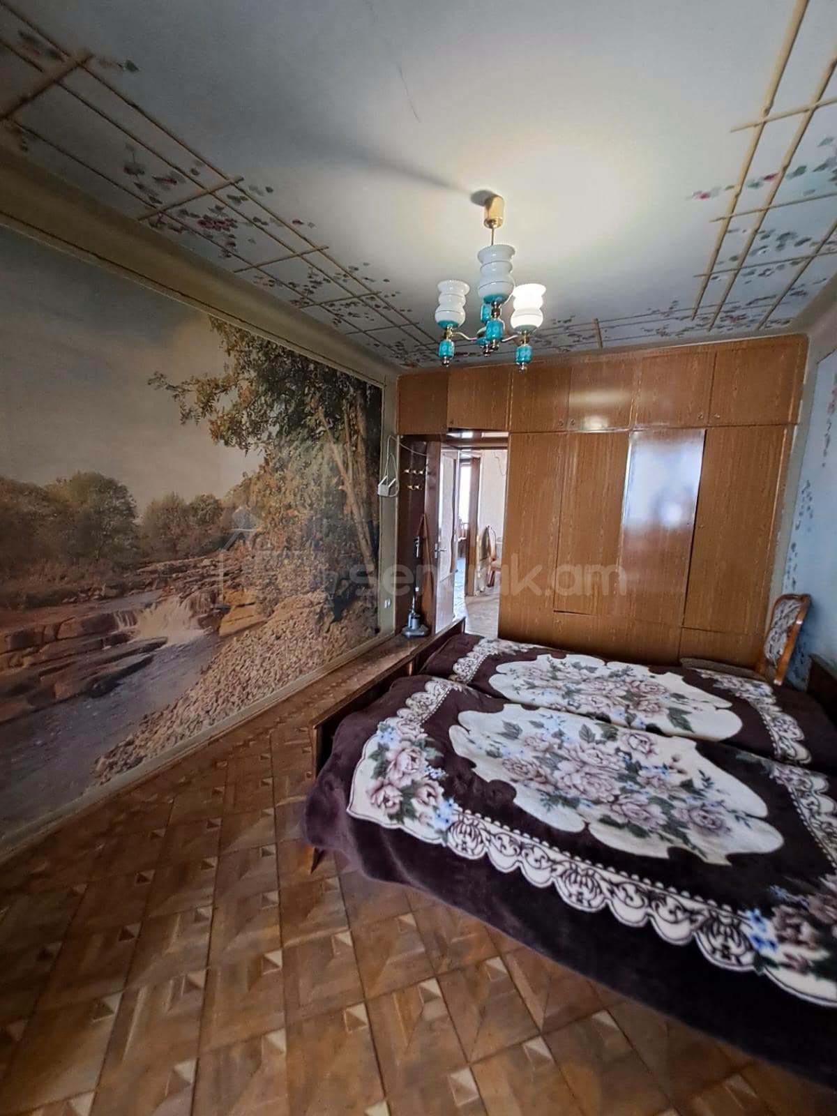 2 Սենյականոց Բնակարան Քարե Շենքում, 54քմ, 4/5 հարկ, Պետական Վիճակում