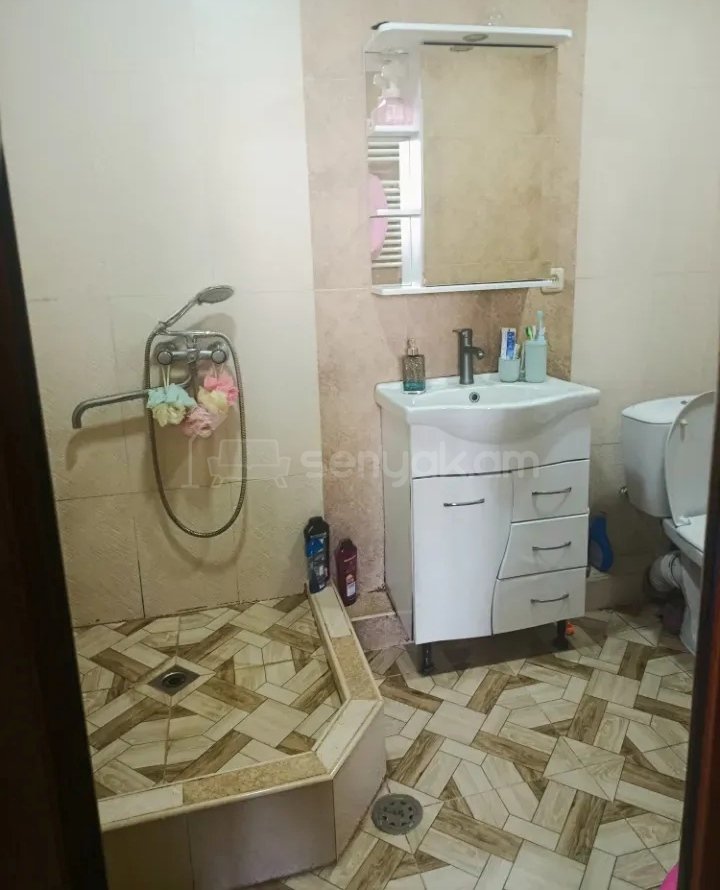 2 Սենյականոց Բնակարան, 66քմ, 11/16 հարկ, Նորմալ Վիճակում