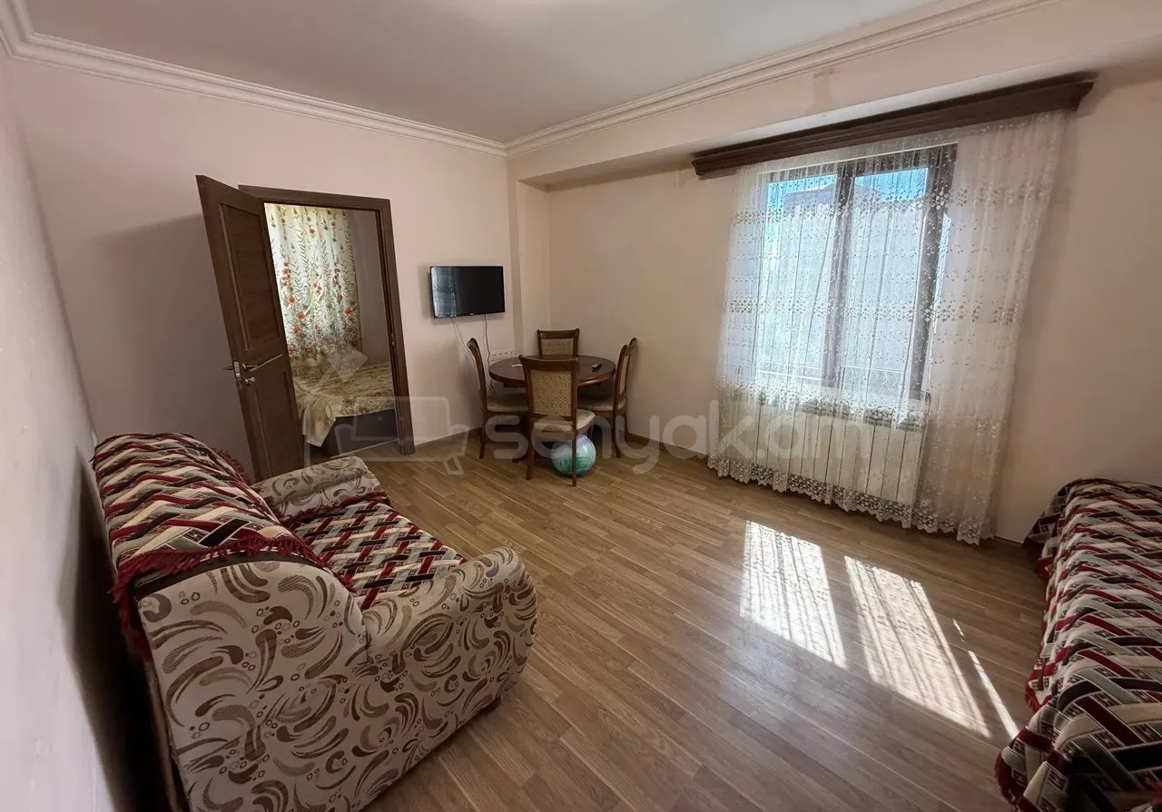 2 Սենյականոց Բնակարան, 60քմ, 6/10 հարկ, Նորմալ Վիճակում
