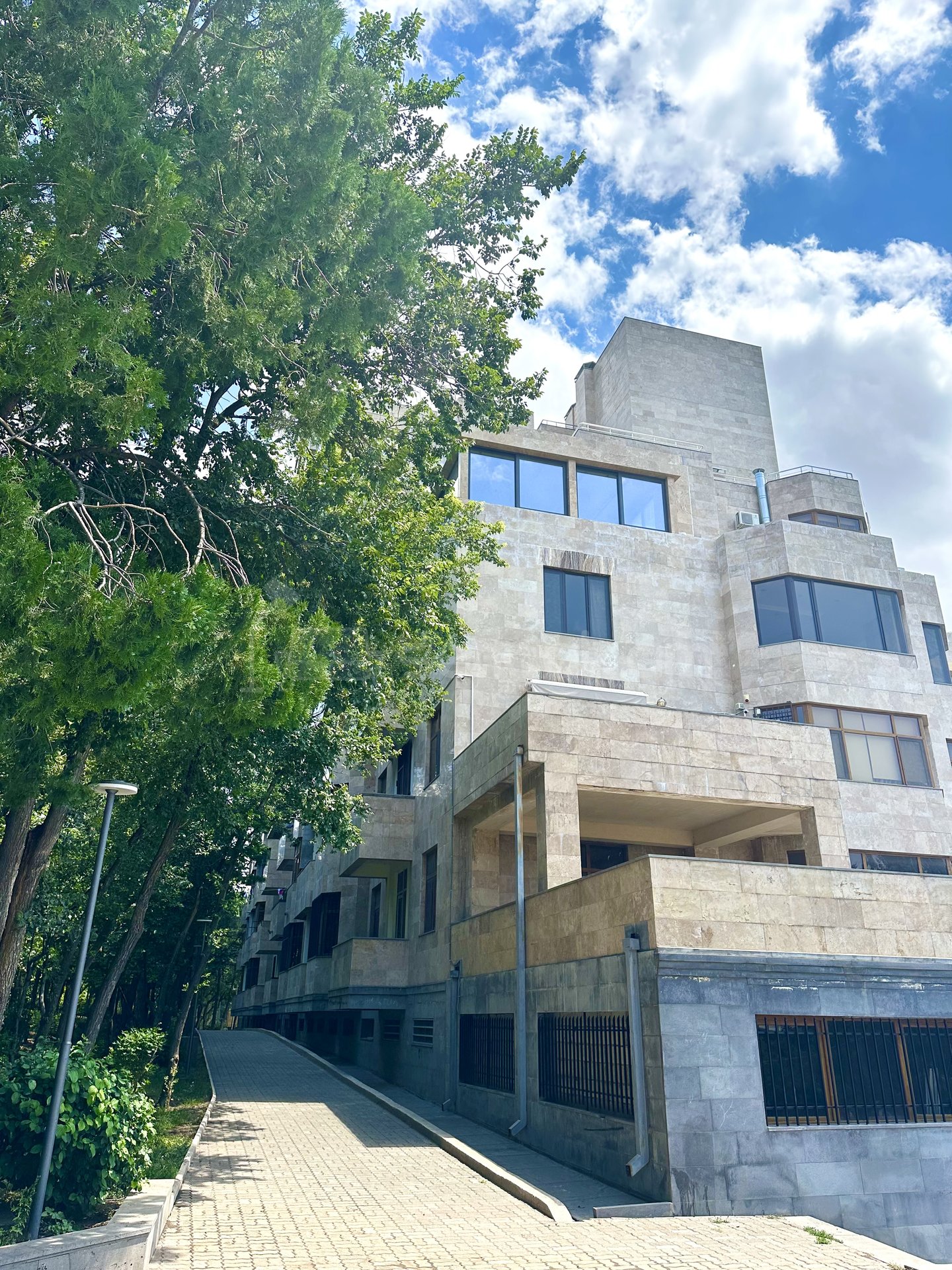 Օֆիսային Տարածք, 550քմ