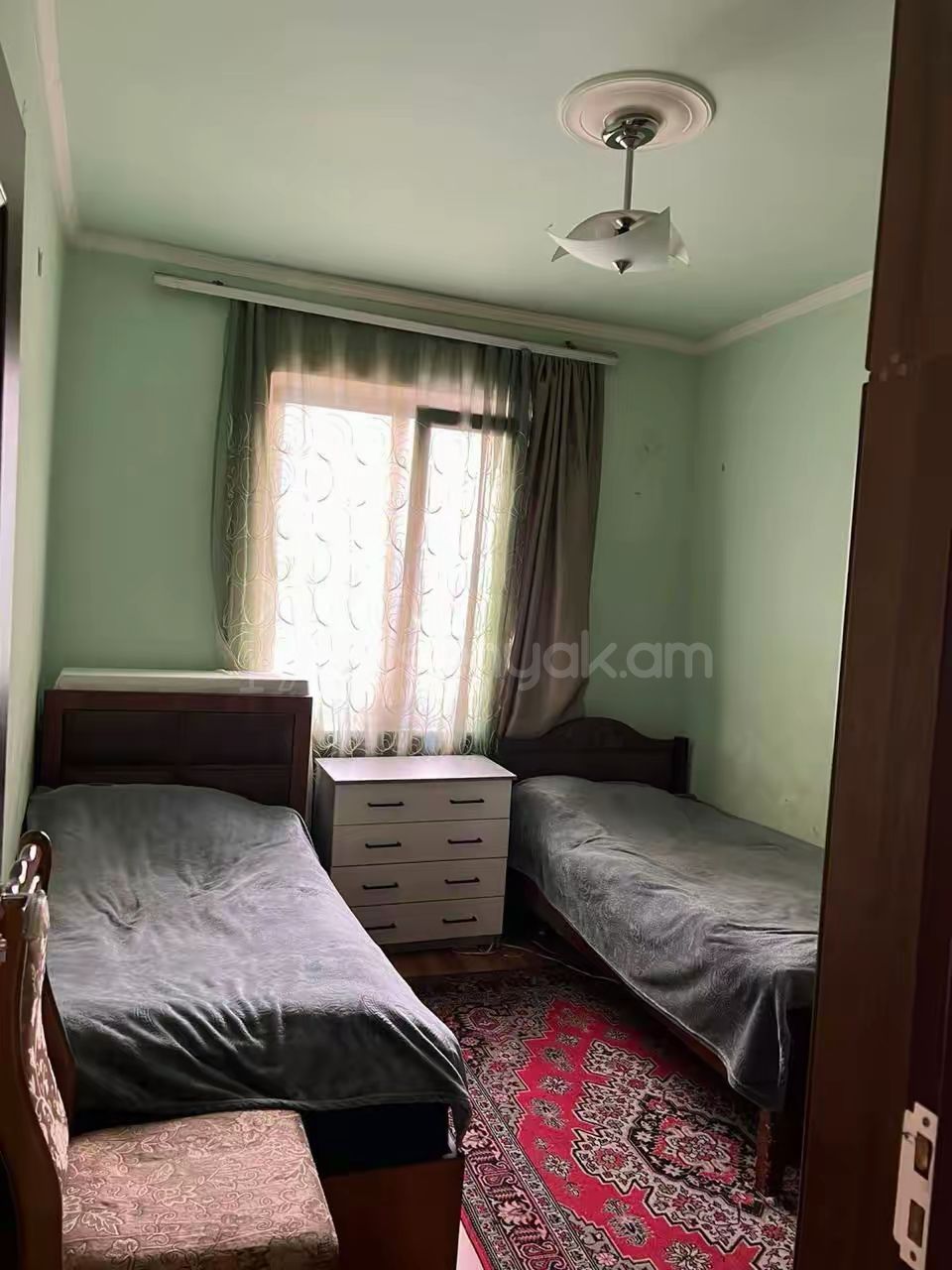 4 Սենյականոց Բնակարան, 98քմ, 1/9 հարկ, Նորմալ Վիճակում