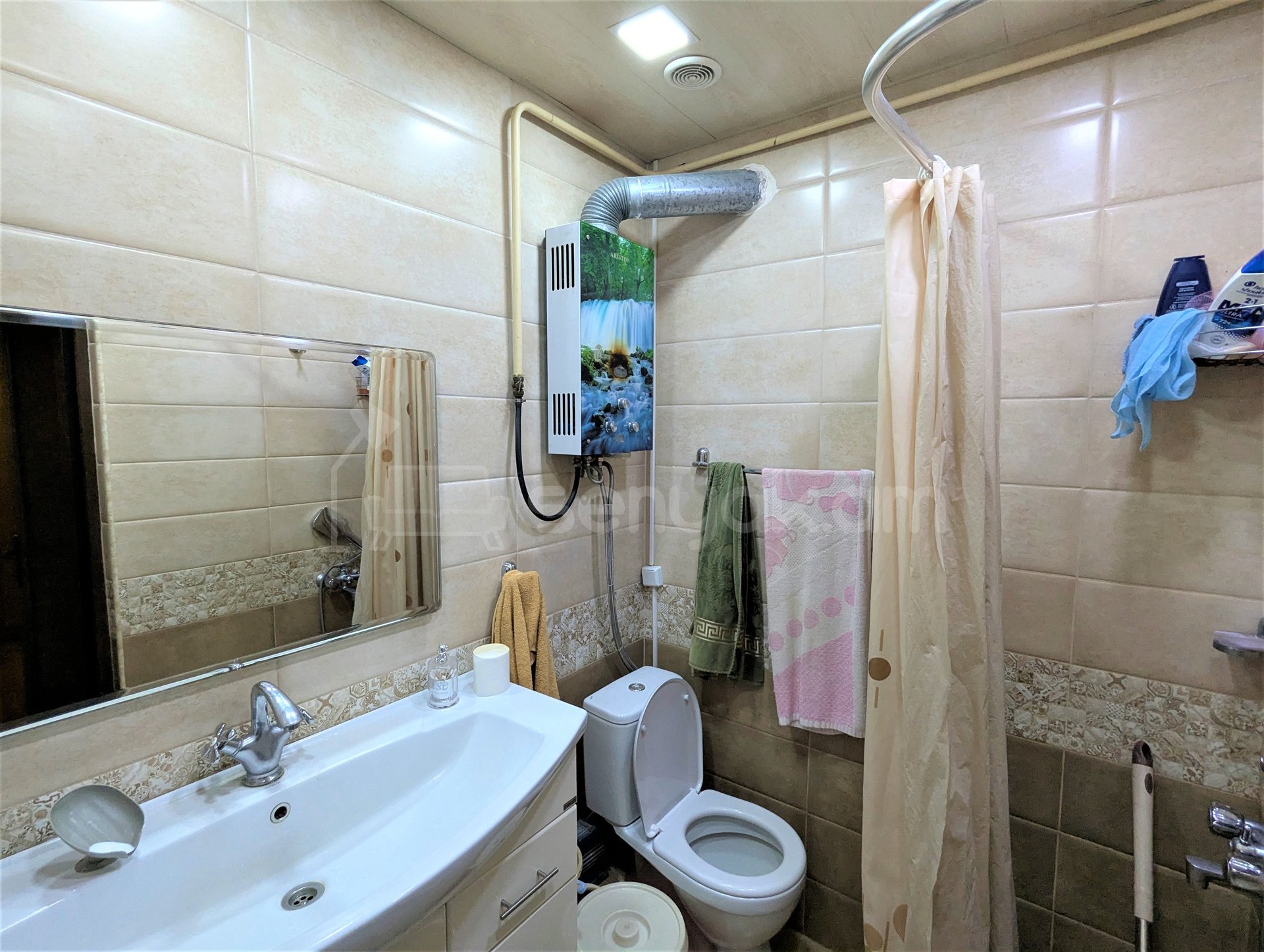 4 Սենյականոց Բնակարան Քարե Շենքում, 105քմ, 3/5 հարկ, Կոսմետիկ Վերանորոգված
