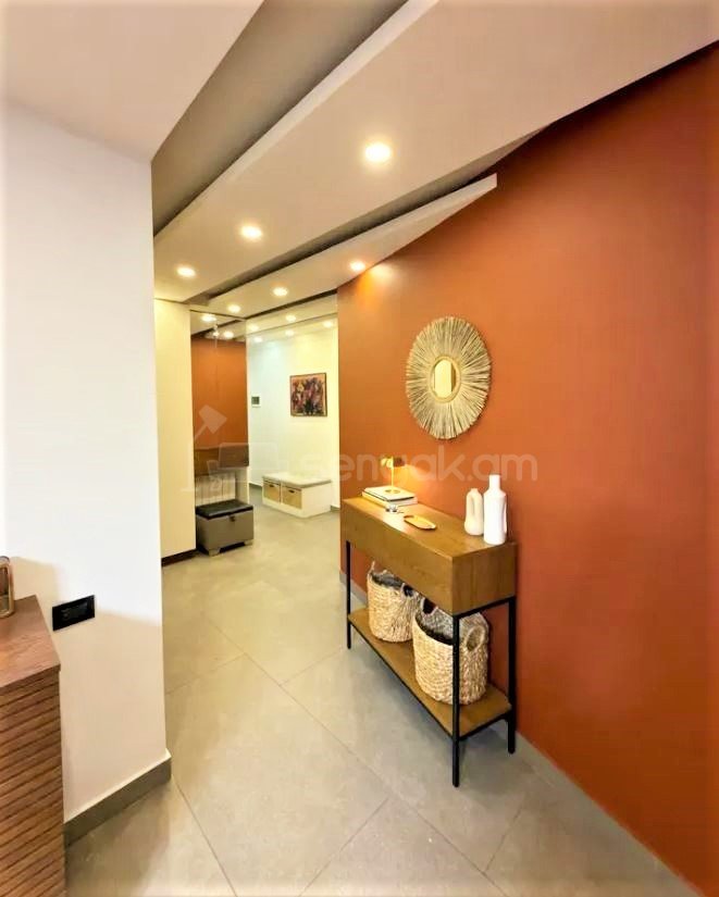 3 Սենյականոց Բնակարան, 78քմ, 3/9 հարկ, Դիզայներական Վերանորոգված, Կահավորված