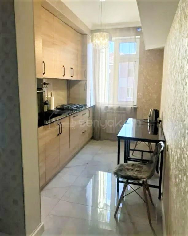 3 Սենյականոց Բնակարան, 90քմ, 4/10 հարկ, Դիզայներական Վերանորոգված, Կահավորված