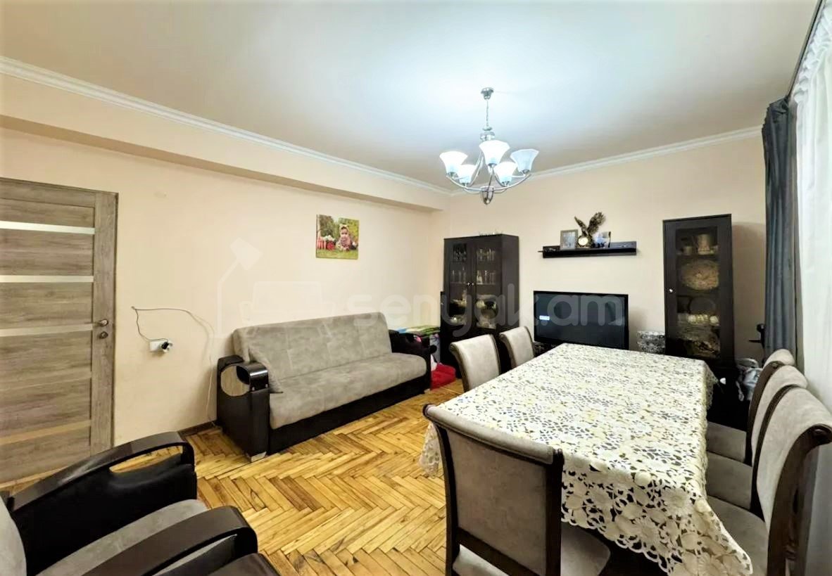 3 Սենյականոց Բնակարան, 75քմ, 1/9 հարկ, Կապիտալ Վերանորոգված