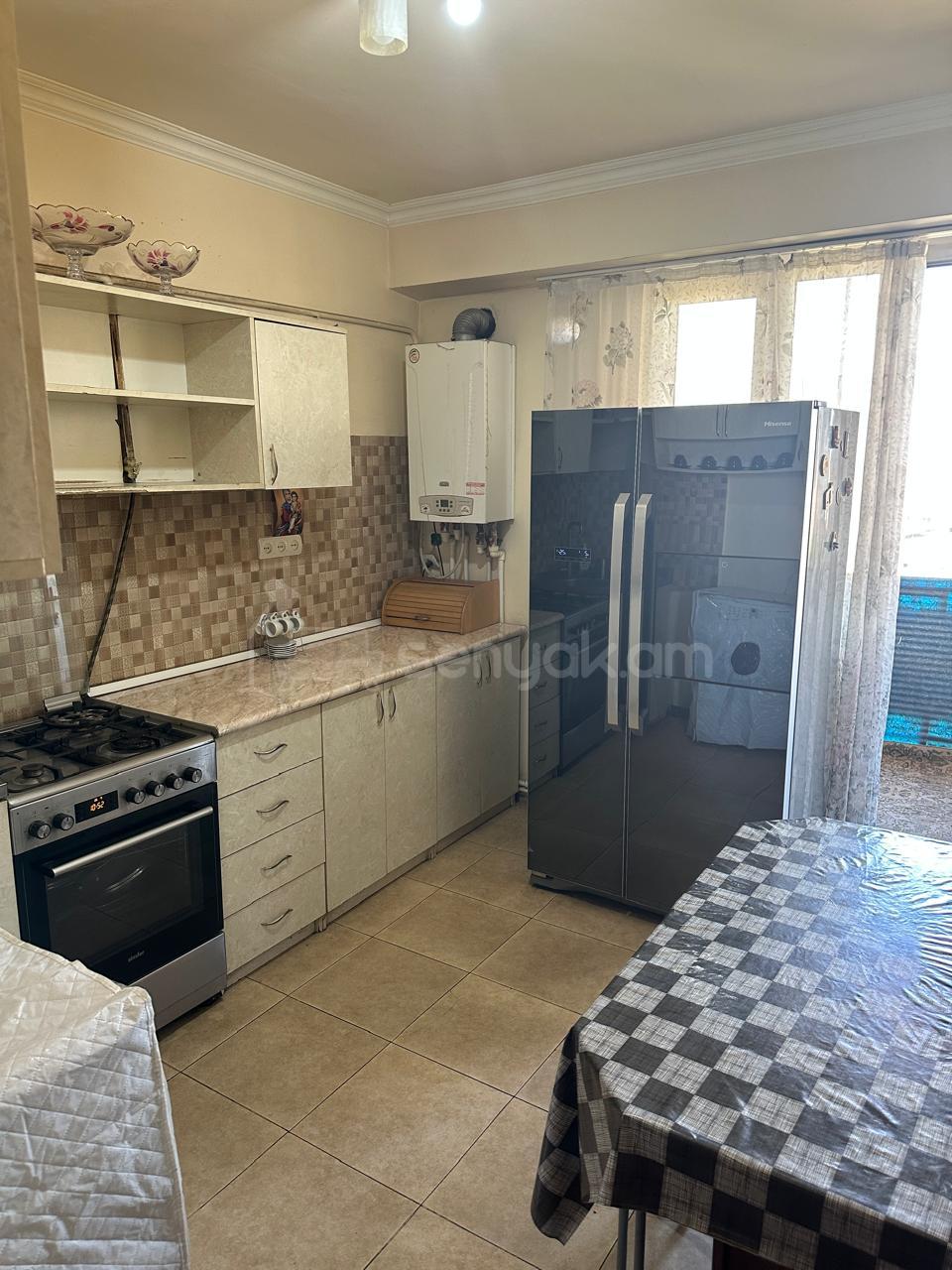 2 Սենյականոց Բնակարան Քարե Շենքում, 55քմ, 5/10 հարկ, Կապիտալ Վերանորոգված, Կահավորված, Արևկող