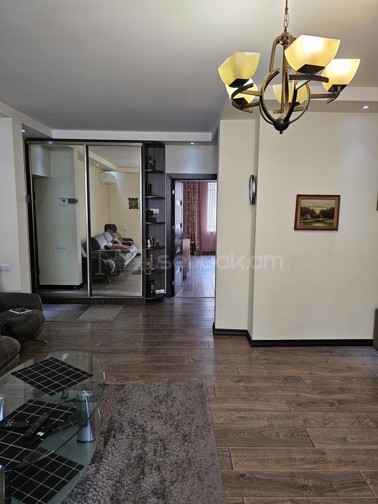 2 Սենյականոց Բնակարան Քարե Շենքում, 67քմ, 1/5 հարկ, Կապիտալ Վերանորոգված, Կահավորված, Արևկող