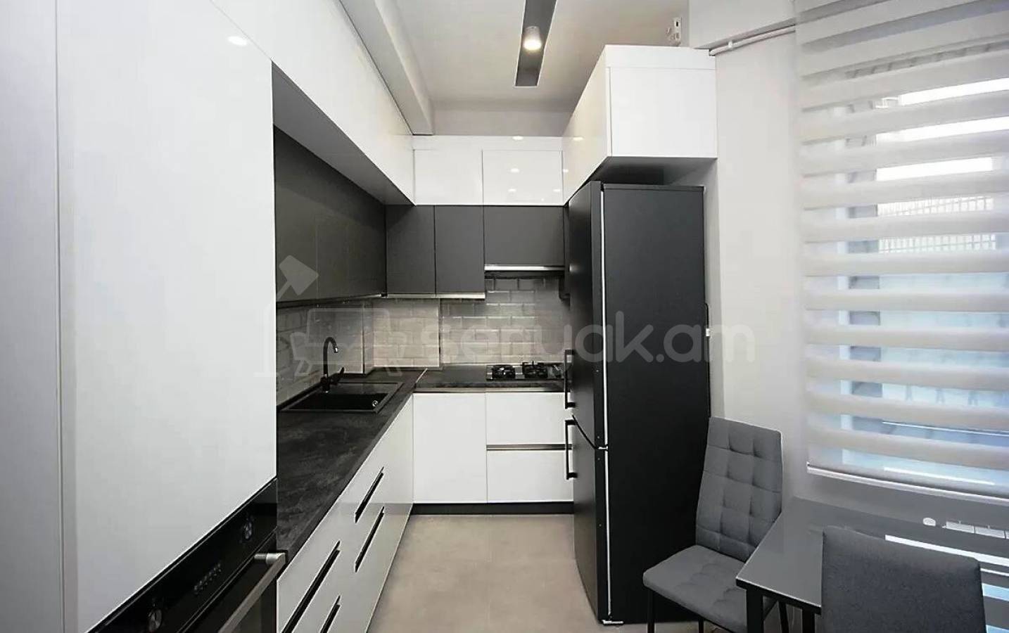 3 Սենյականոց Բնակարան Նորակառույցում, 96քմ, 2/6 հարկ, Դիզայներական Վերանորոգված, Կահավորված, Արևկող