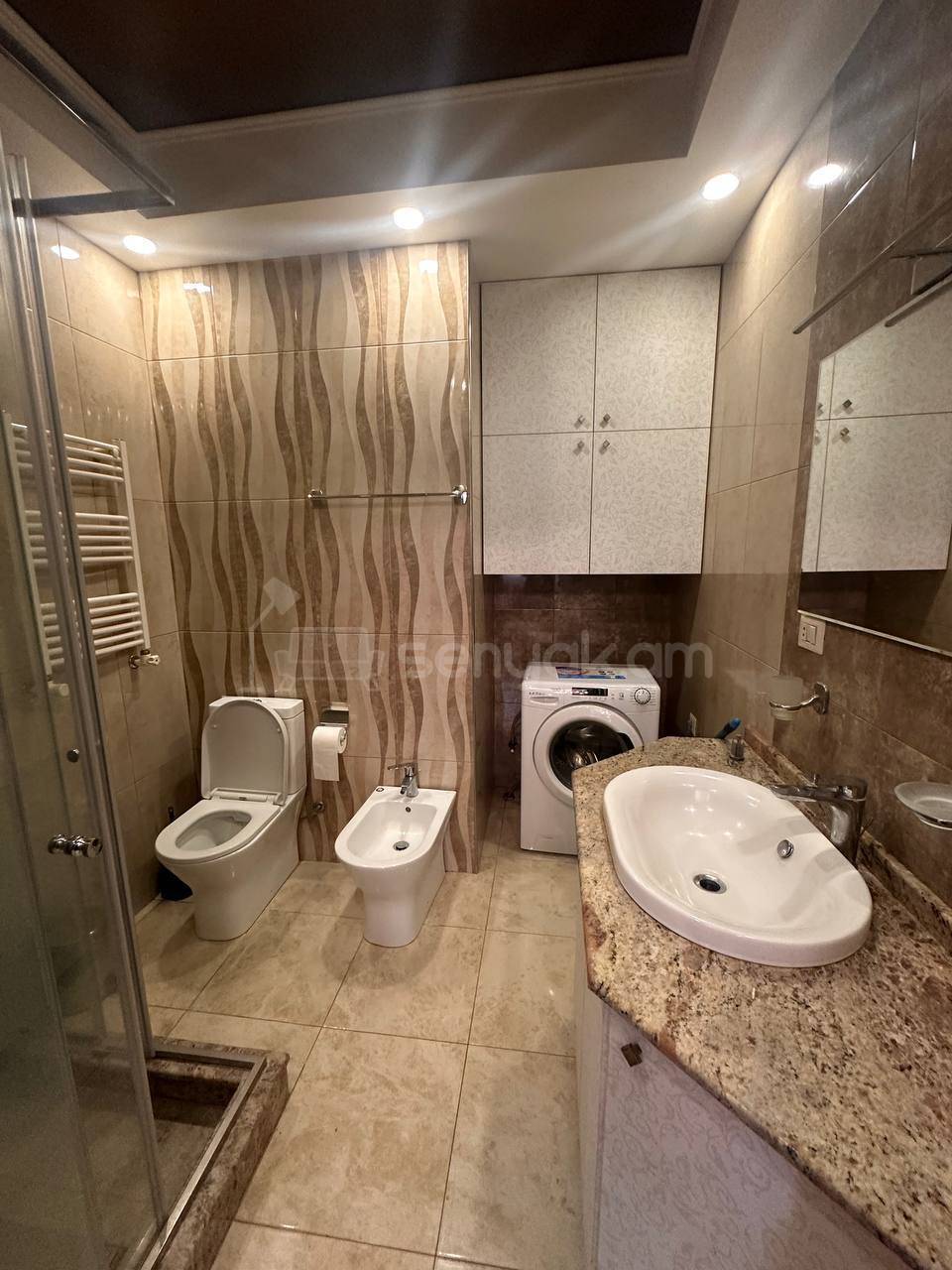 3 Սենյականոց Բնակարան Նորակառույցում, 137քմ, 4/14 հարկ, Կապիտալ Վերանորոգված, Կահավորված