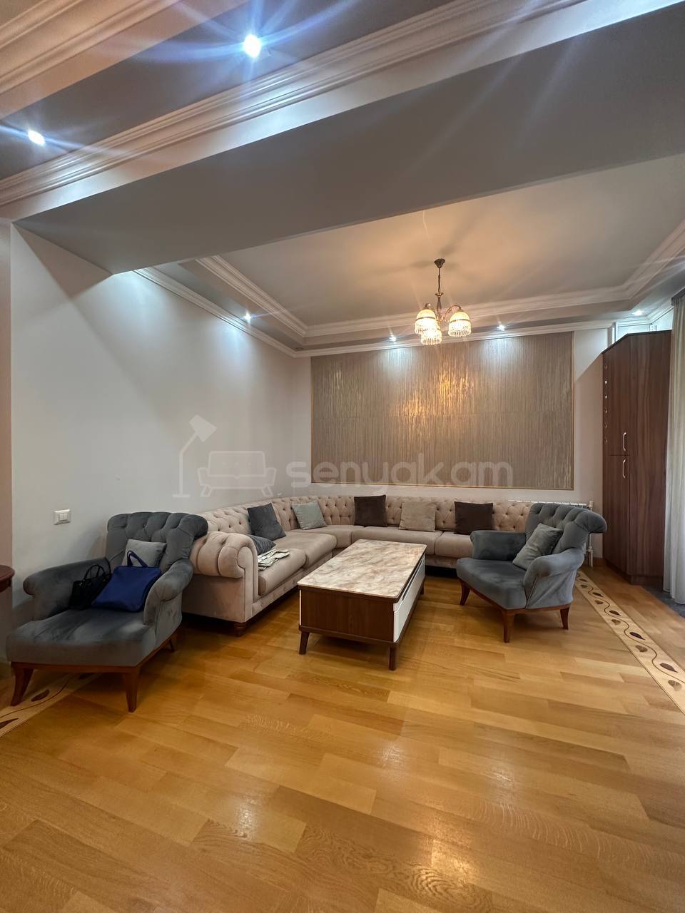 3 Սենյականոց Բնակարան Նորակառույցում, 137քմ, 4/14 հարկ, Կապիտալ Վերանորոգված, Կահավորված