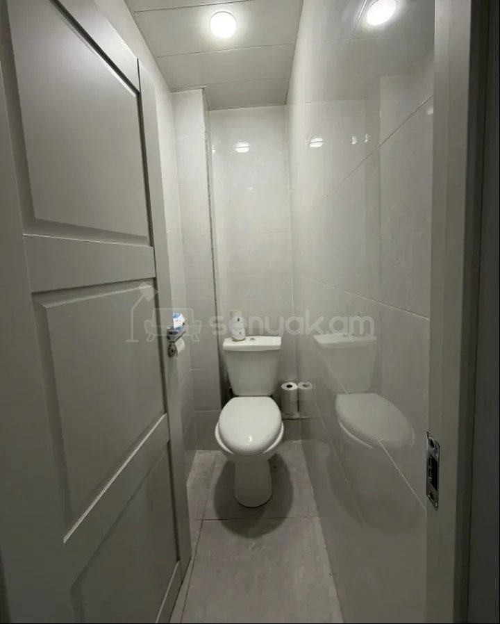 2 Սենյականոց Բնակարան, 63քմ, 2/5 հարկ, Նորմալ Վիճակում