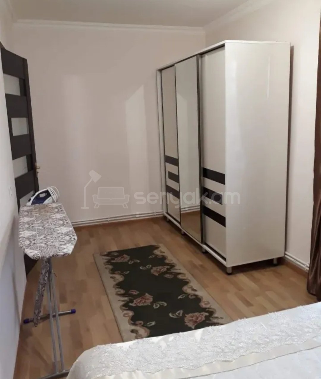 2 Սենյականոց Բնակարան Քարե Շենքում, 52քմ, 2/5 հարկ, Կապիտալ Վերանորոգված, Կահավորված
