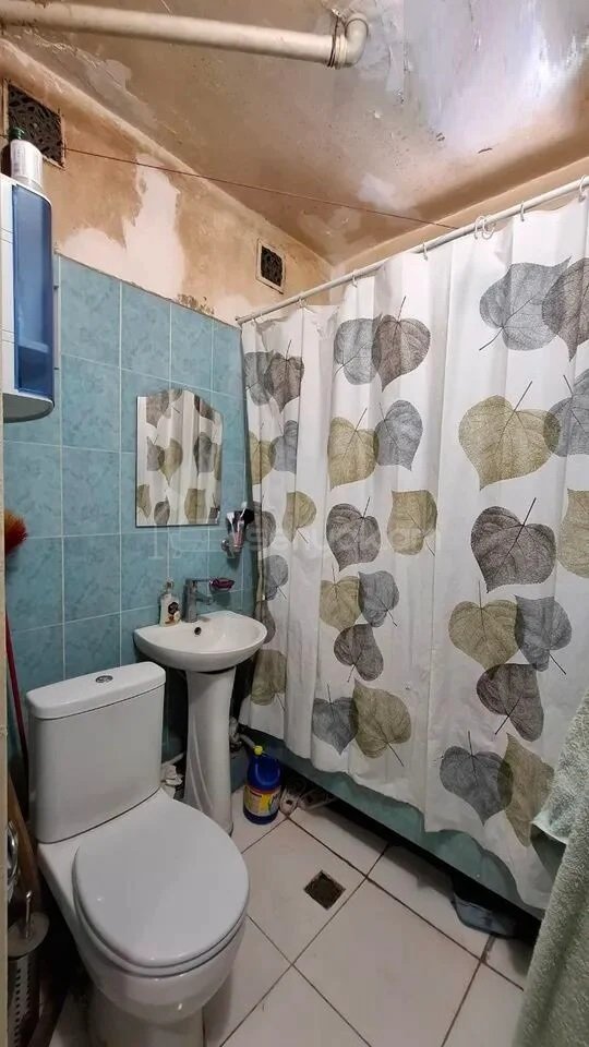 1 Սենյականոց Բնակարան Քարե Շենքում, 31քմ, 4/5 հարկ, Նորմալ Վիճակում