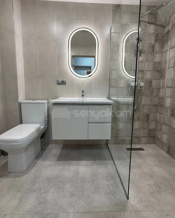 2 Սենյականոց Բնակարան Քարե Շենքում, 45քմ, 3/5 հարկ, Դիզայներական Վերանորոգված, Կահավորված, Արևկող