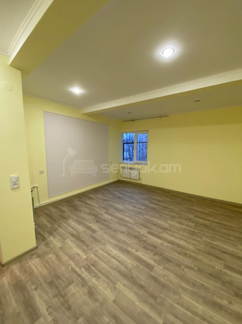 5 Սենյականոց Շքեղ Առանձնատուն, 280քմ, Կահավորված, Ավտոտնակով
