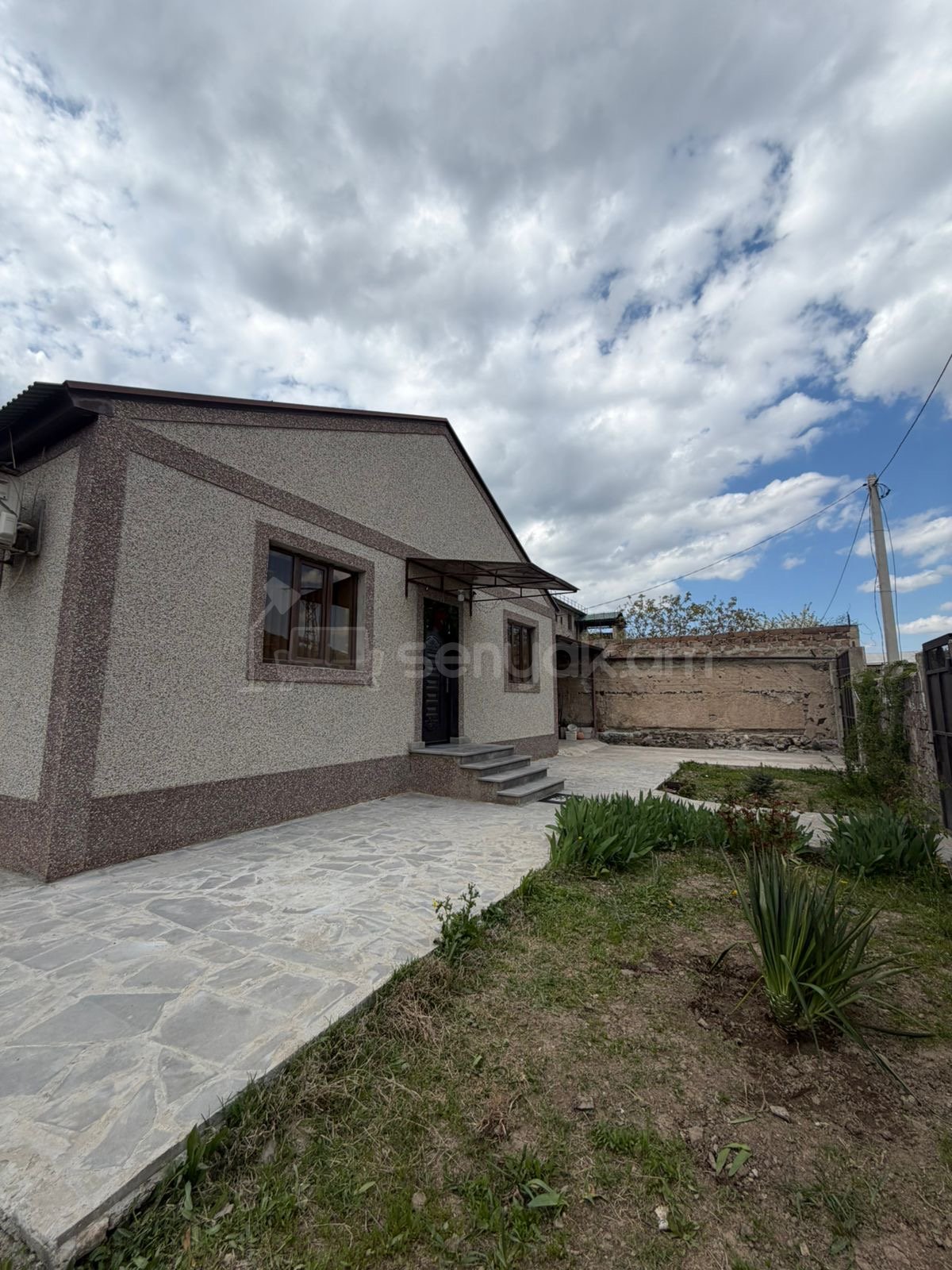 4 Սենյականոց Սեփական Տուն, 120քմ, Կապիտալ Վերանորոգված, Ավտոտնակով