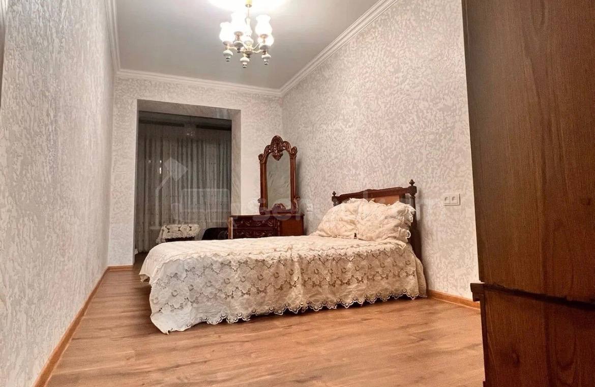 2 Սենյականոց Բնակարան Քարե Շենքում, 53քմ, 3/5 հարկ, Կոսմետիկ Վերանորոգված, Կահավորված