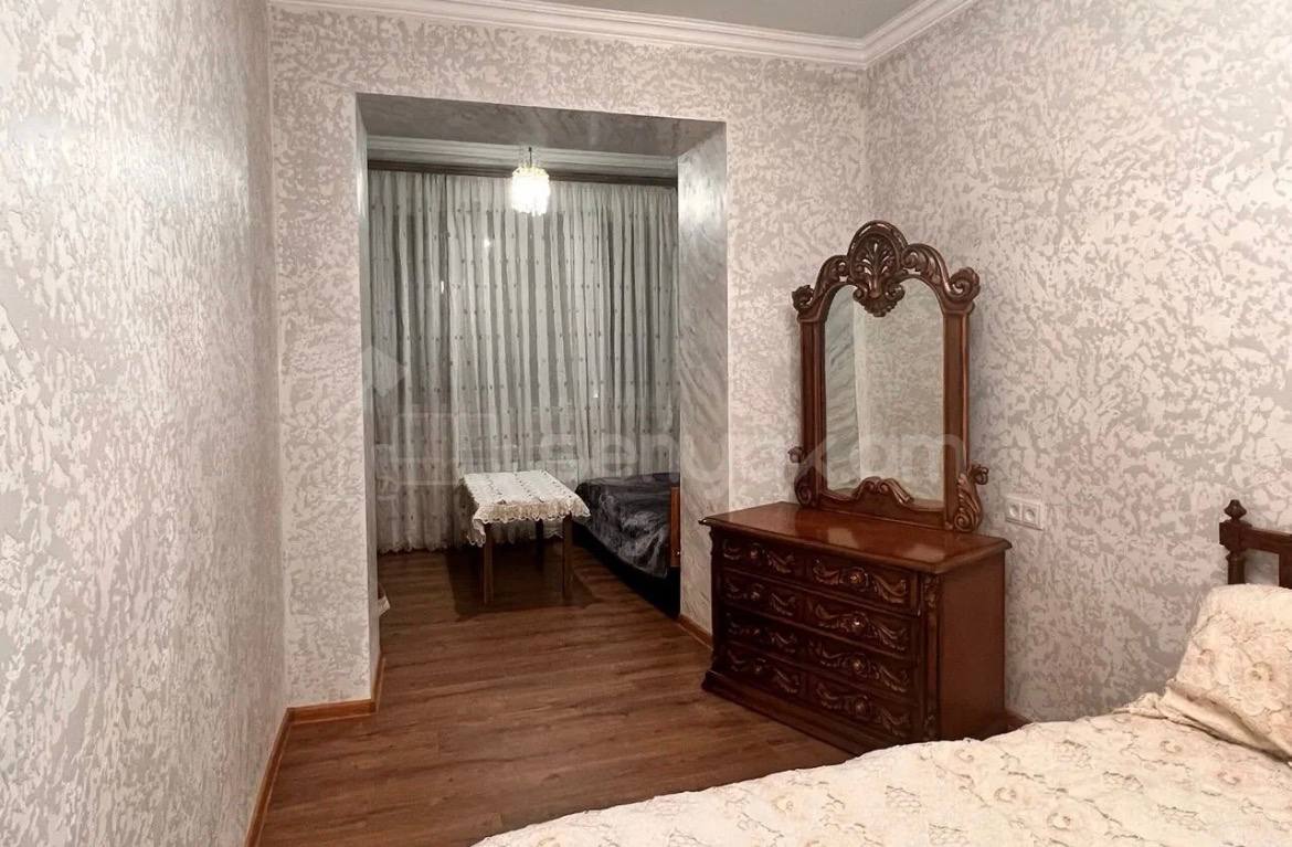 2 Սենյականոց Բնակարան Քարե Շենքում, 53քմ, 3/5 հարկ, Կապիտալ Վերանորոգված, Կահավորված