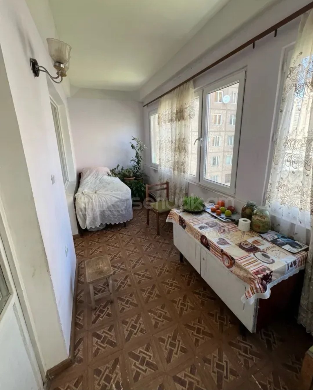 2 Սենյականոց Բնակարան, 75քմ, 5/9 հարկ, Նորմալ Վիճակում, Կահավորված, Արևկող