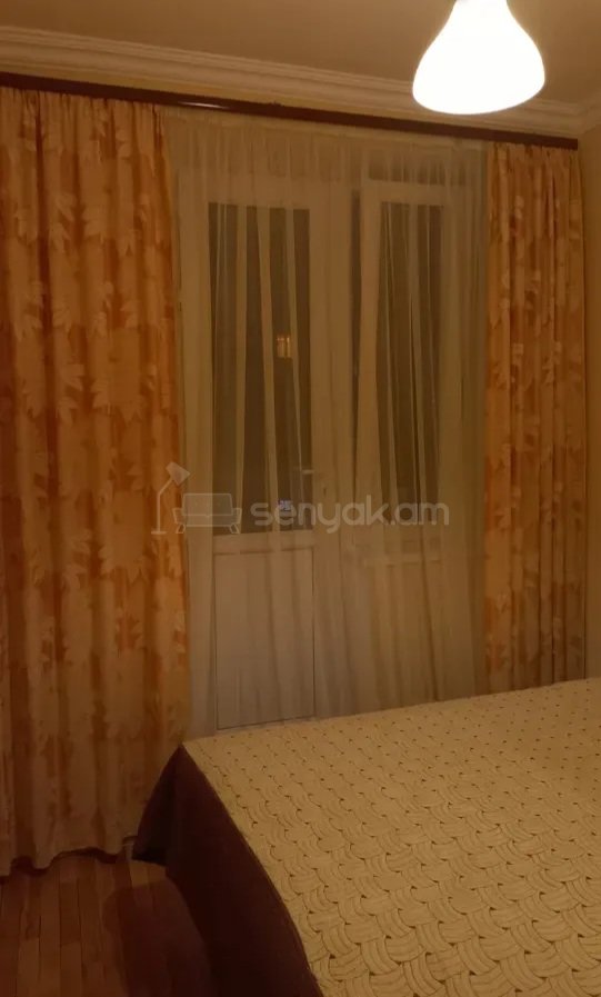 2 Սենյականոց Բնակարան Քարե Շենքում, 33քմ, 3/4 հարկ, Կապիտալ Վերանորոգված, Կահավորված