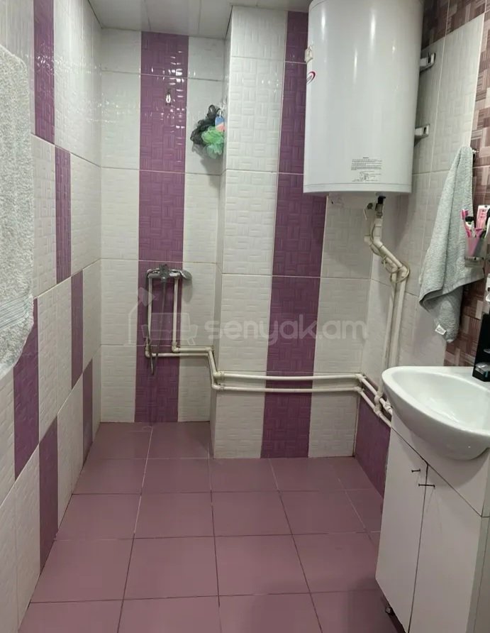 1 Սենյականոց Բնակարան, 48քմ, 2/9 հարկ, Նորմալ Վիճակում