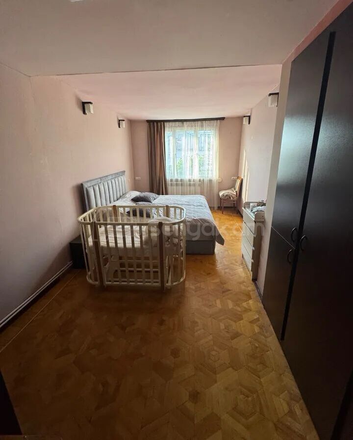 3 Սենյականոց Բնակարան Քարե Շենքում, 72քմ, 2/5 հարկ, Կապիտալ Վերանորոգված