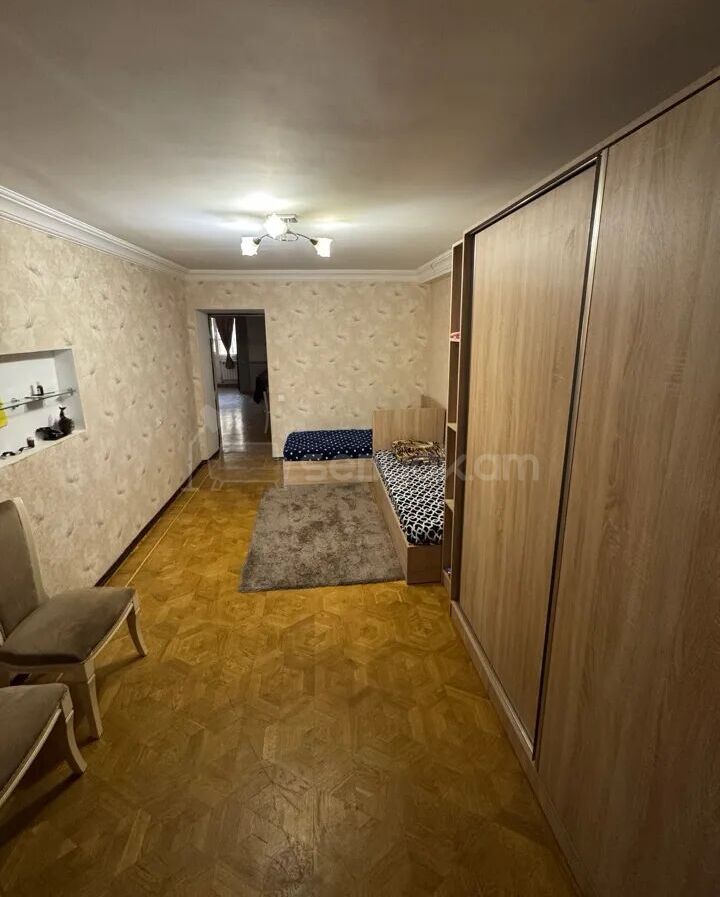3 Սենյականոց Բնակարան Քարե Շենքում, 72քմ, 2/5 հարկ, Կապիտալ Վերանորոգված