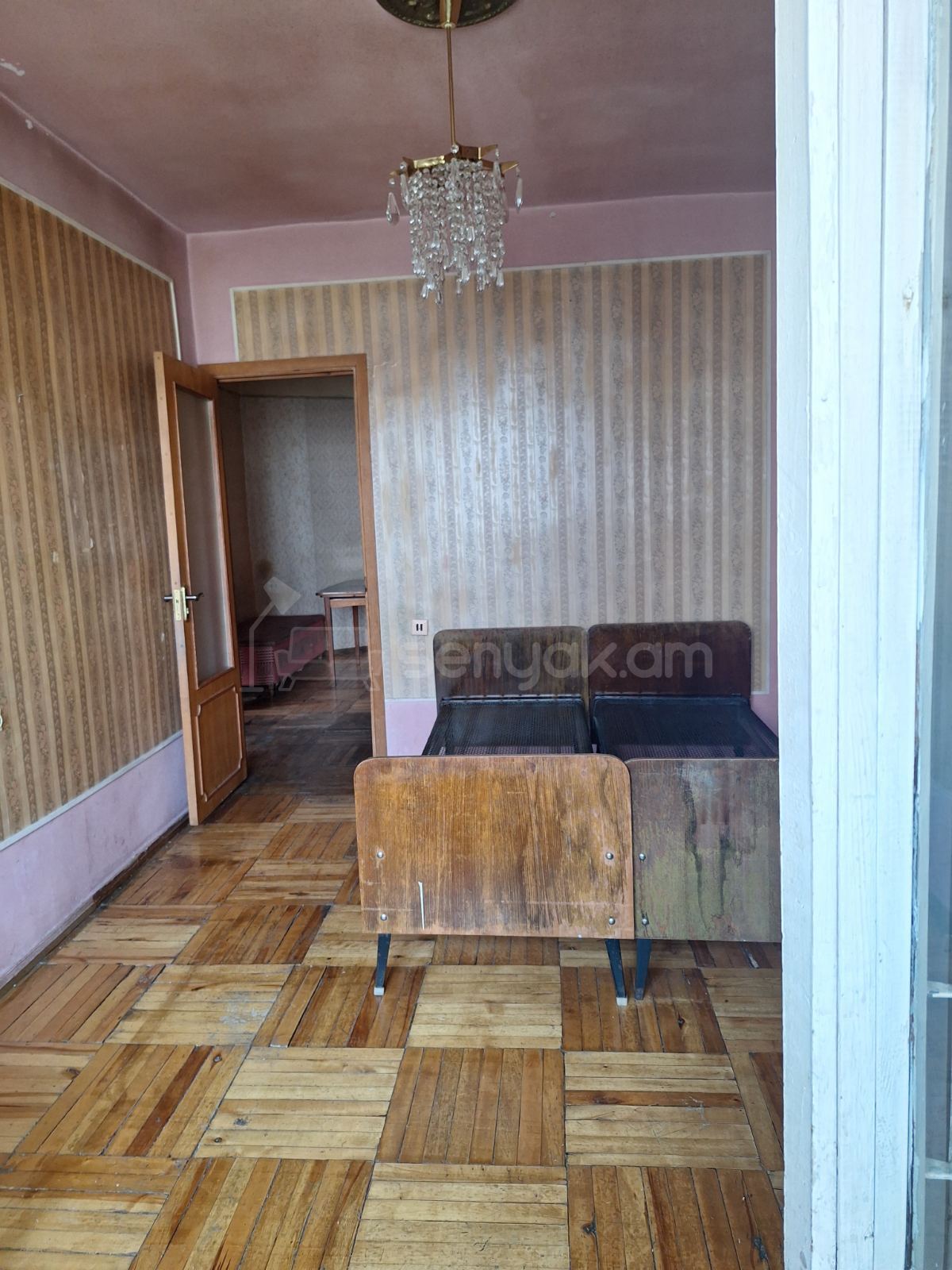 2 Սենյականոց Բնակարան, 77քմ, 12/16 հարկ, Նորմալ Վիճակում, Մասամբ Կահավորված