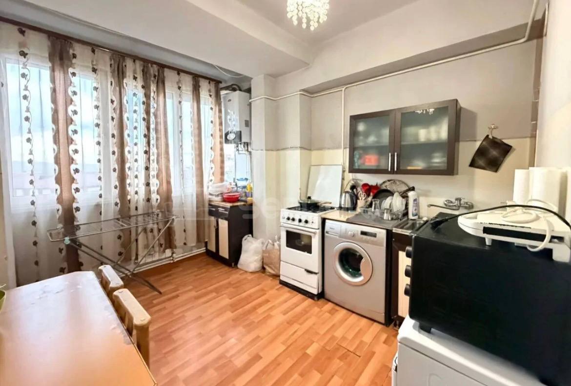 1 Սենյականոց Բնակարան, 40քմ, 4/9 հարկ, Նորմալ Վիճակում