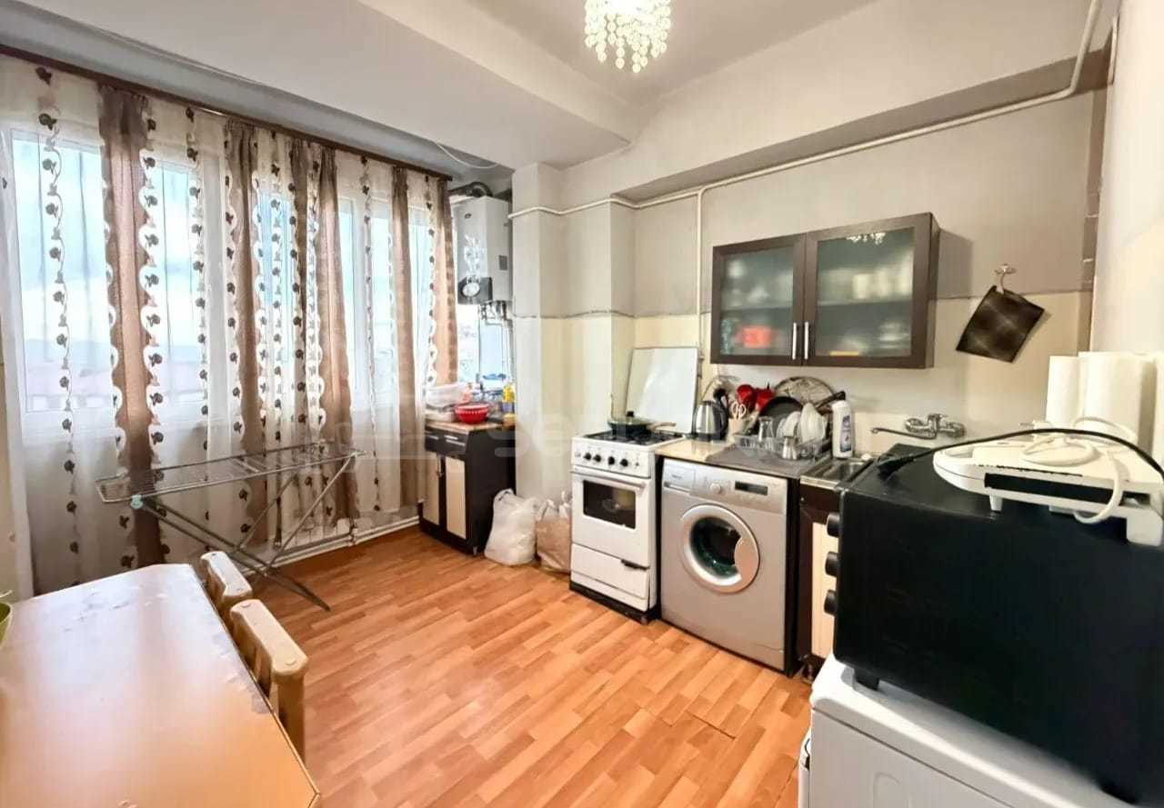 2 Սենյականոց Բնակարան, 40քմ, 6/9 հարկ, Նորմալ Վիճակում