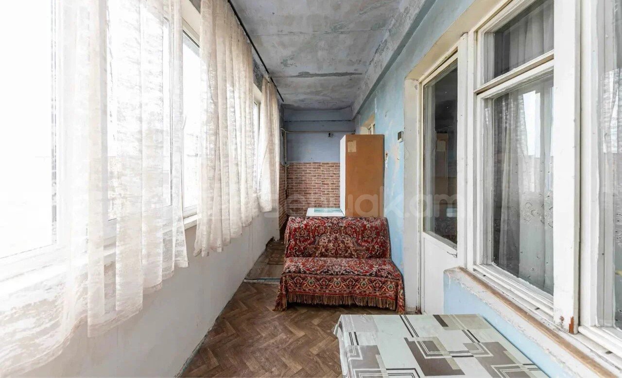 2 Սենյականոց Բնակարան, 60քմ, 9/9 հարկ, Պետական Վիճակում