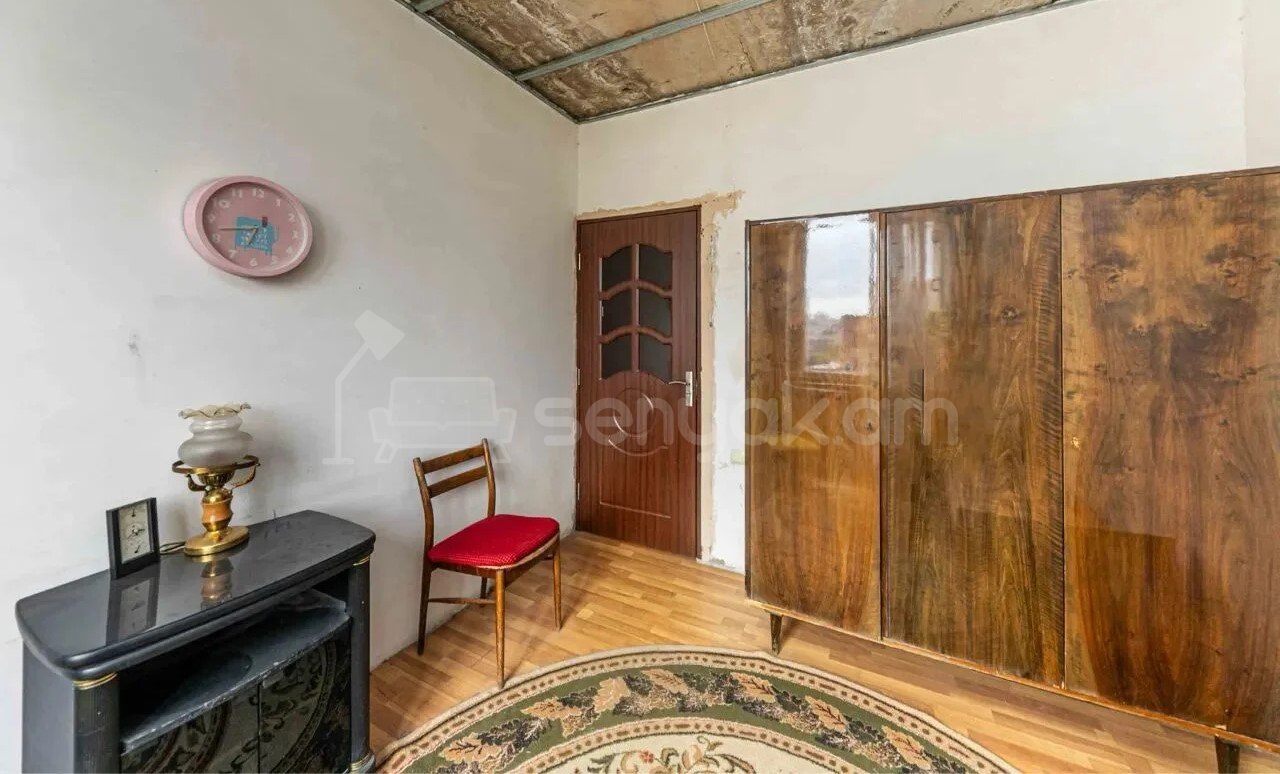 2 Սենյականոց Բնակարան, 60քմ, 9/9 հարկ, Պետական Վիճակում