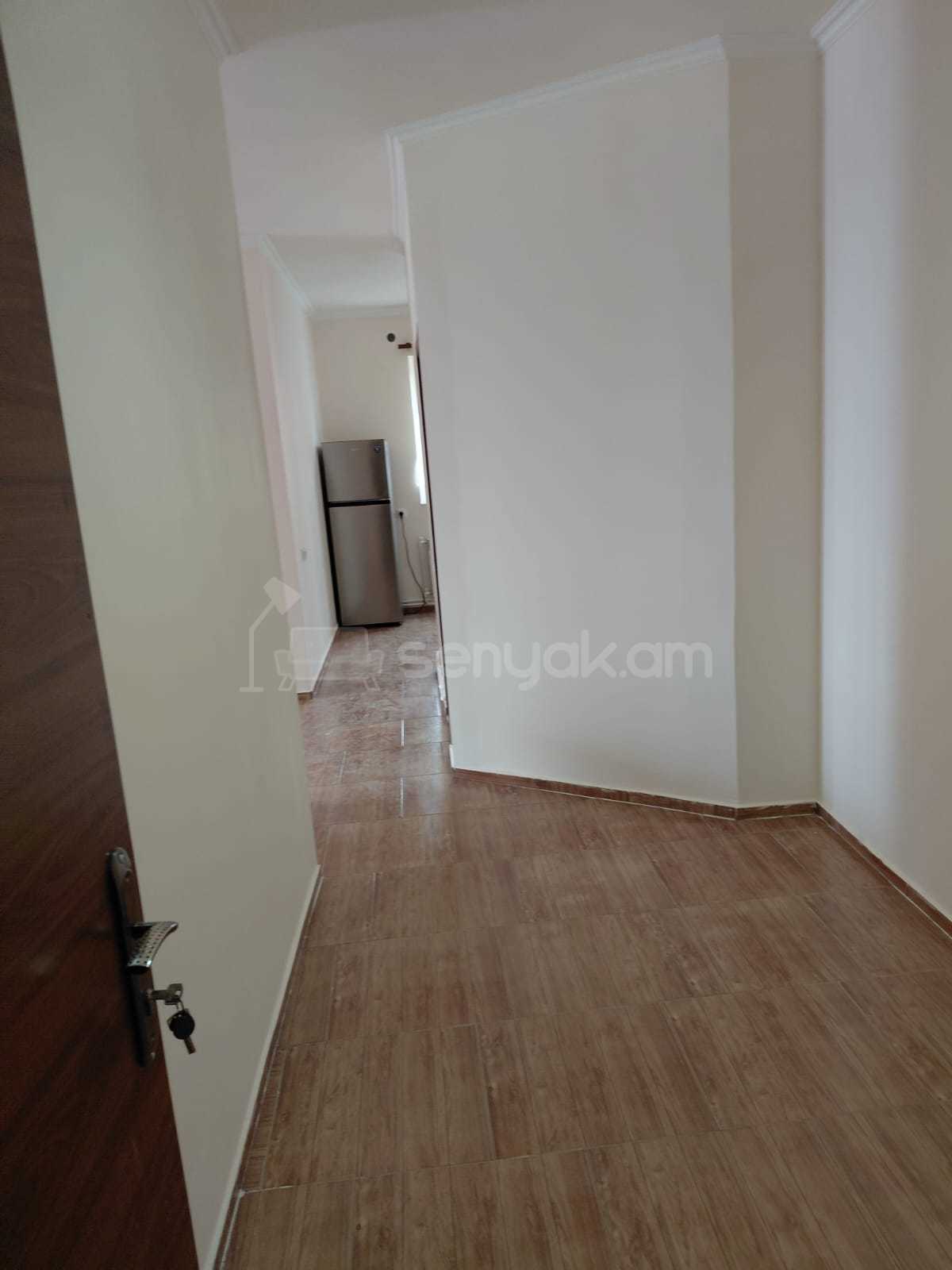 3 Սենյականոց Բնակարան, 83քմ, 2/4 հարկ, Կապիտալ Վերանորոգված, Կահավորված, Արևկող