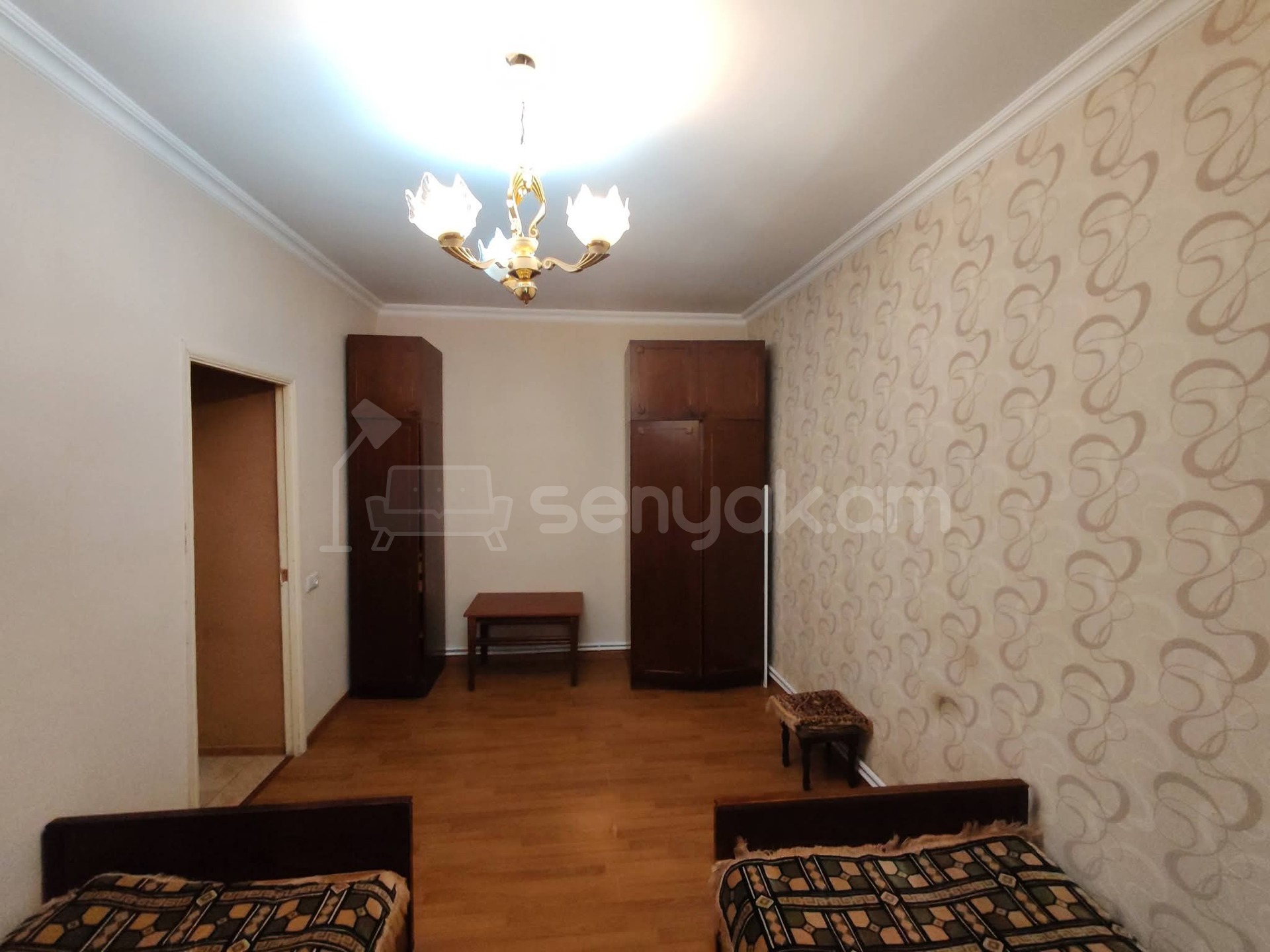 4 Սենյականոց Բնակարան, 100քմ, 6/9 հարկ, Նորմալ Վիճակում, Կահավորված