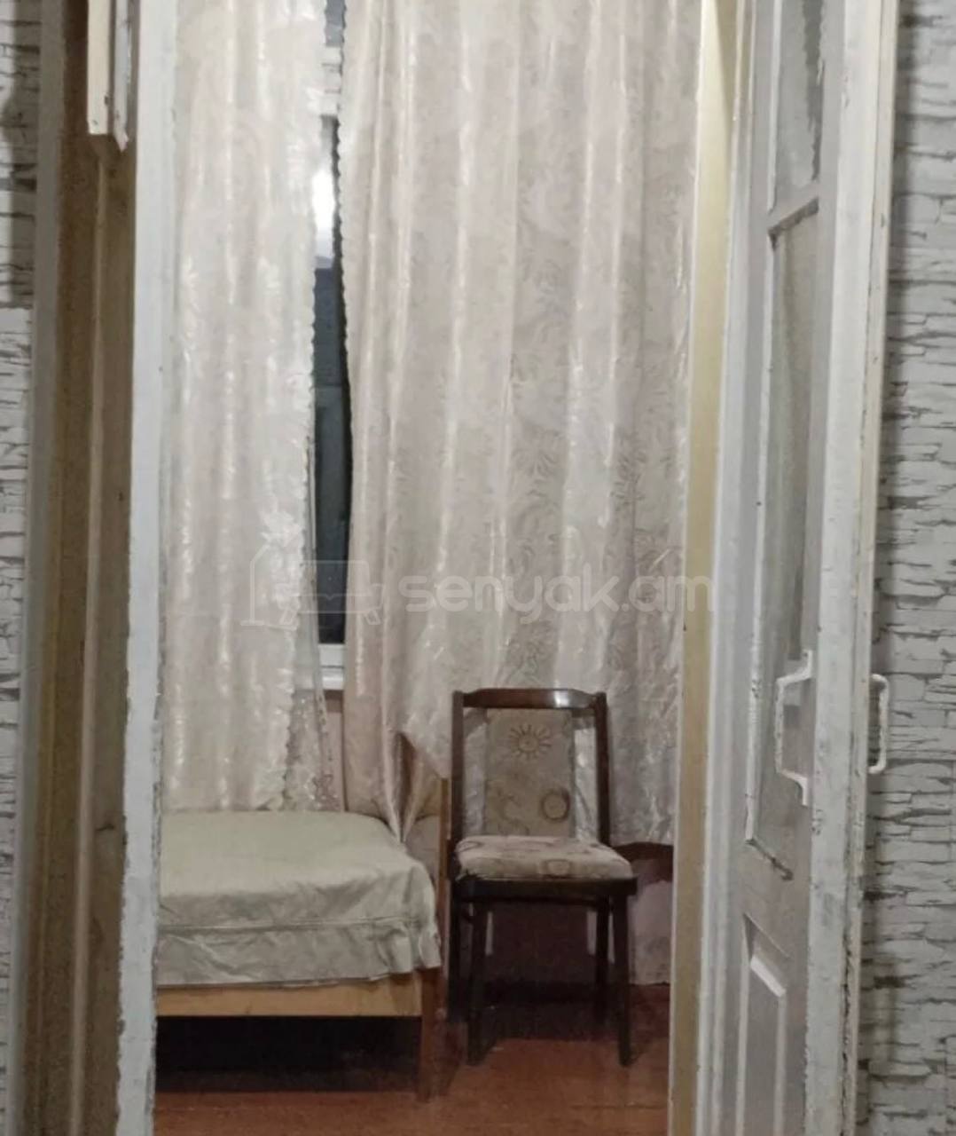 2 Սենյականոց Բնակարան Քարե Շենքում, 58քմ, 2/3 հարկ, Պետական Վիճակում, Կահավորված, Արևկող