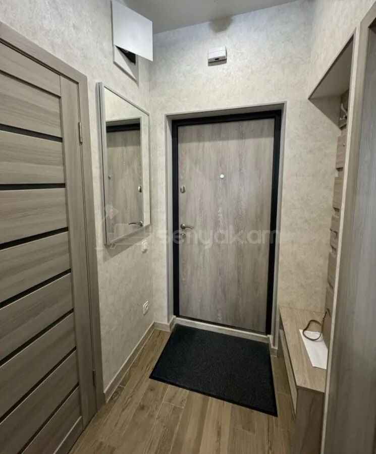 1 Սենյականոց Բնակարան, 45քմ, 6/9 հարկ, Կապիտալ Վերանորոգված, Կահավորված