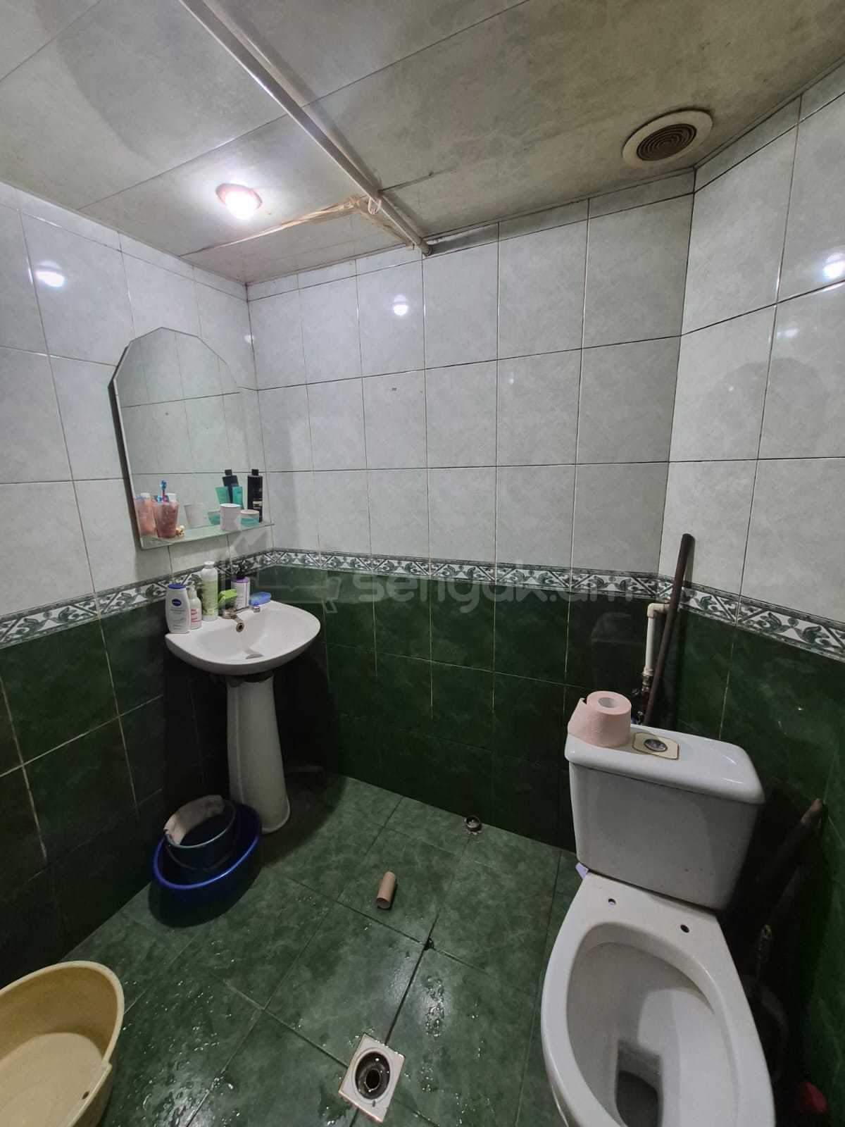2 Սենյականոց Բնակարան Քարե Շենքում, 32քմ, 1/5 հարկ, Նորմալ Վիճակում