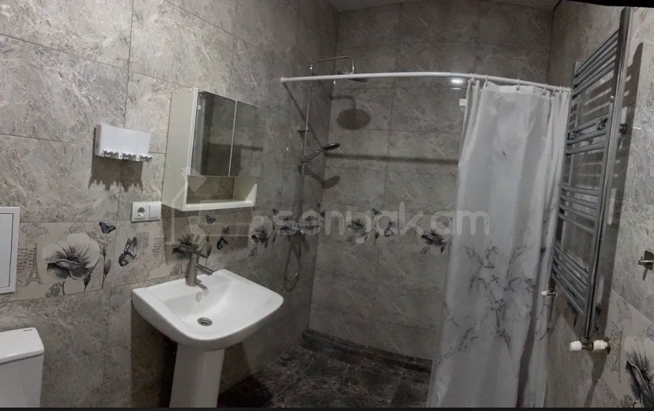 2 Սենյականոց Բնակարան Նորակառույցում, 65քմ, 1/17 հարկ, Կապիտալ Վերանորոգված, Կահավորված, Արևկող