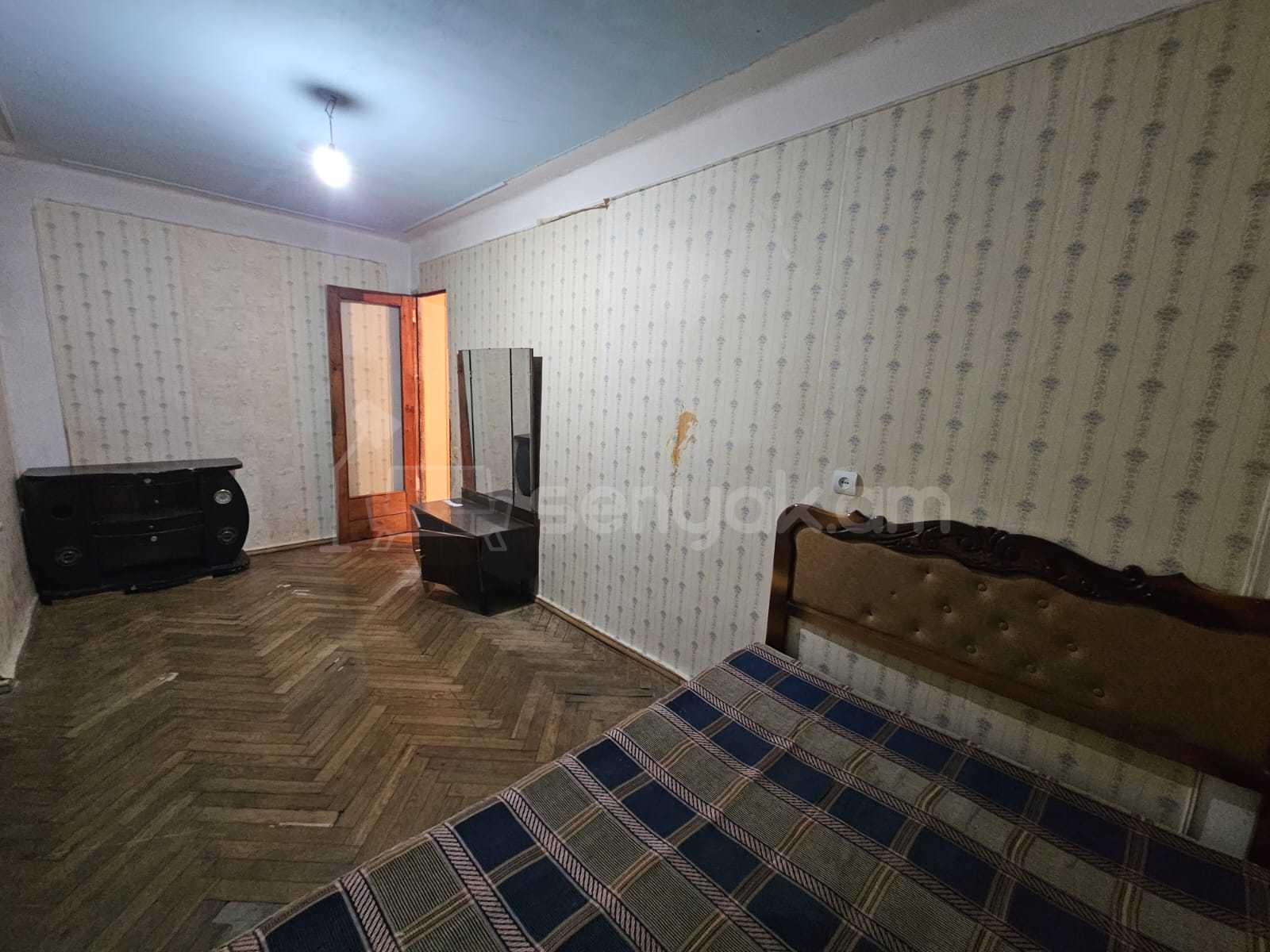 2 Սենյականոց Բնակարան Քարե Շենքում, 54քմ, 4/4 հարկ, Պետական Վիճակում