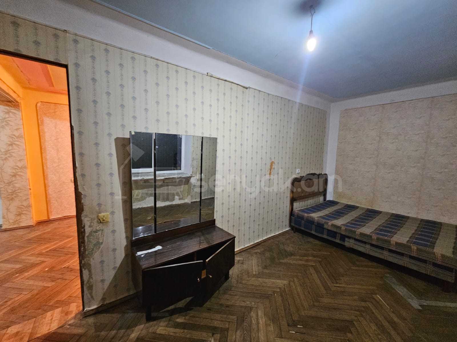 2 Սենյականոց Բնակարան Քարե Շենքում, 54քմ, 4/4 հարկ, Պետական Վիճակում