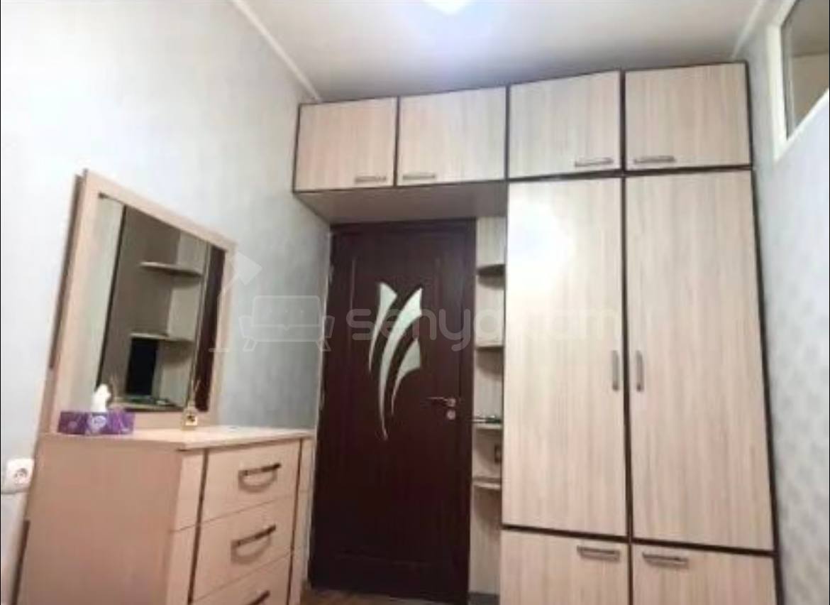 2 Սենյականոց Բնակարան Քարե Շենքում, 42քմ, 5/5 հարկ, Կապիտալ Վերանորոգված