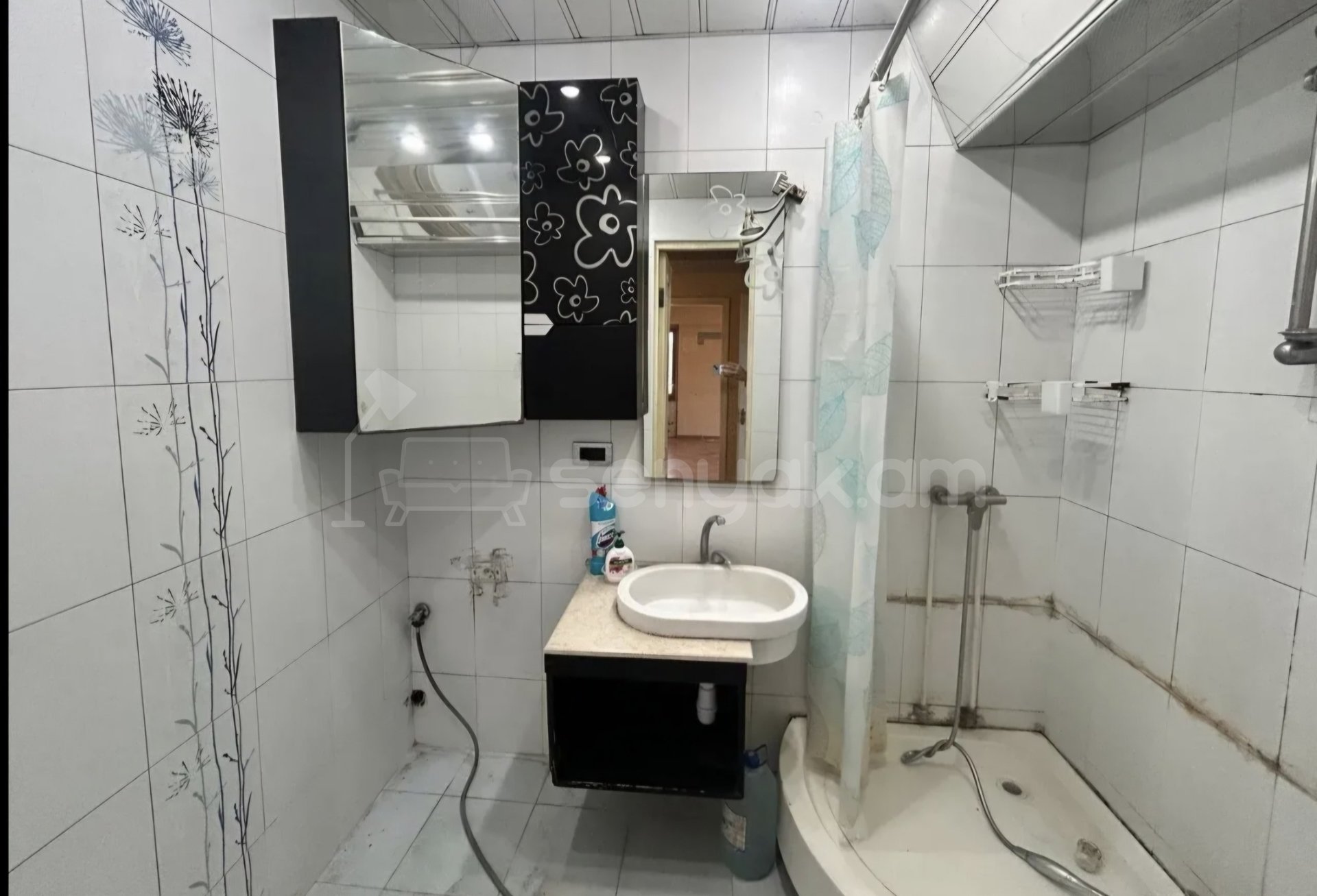 4 Սենյականոց Բնակարան, 105քմ, 9/14 հարկ, Պետական Վիճակում