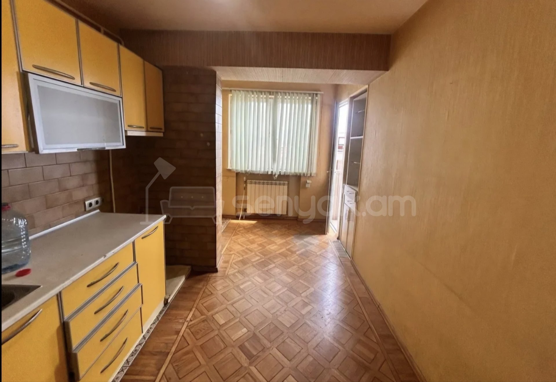 4 Սենյականոց Բնակարան, 105քմ, 9/14 հարկ, Պետական Վիճակում
