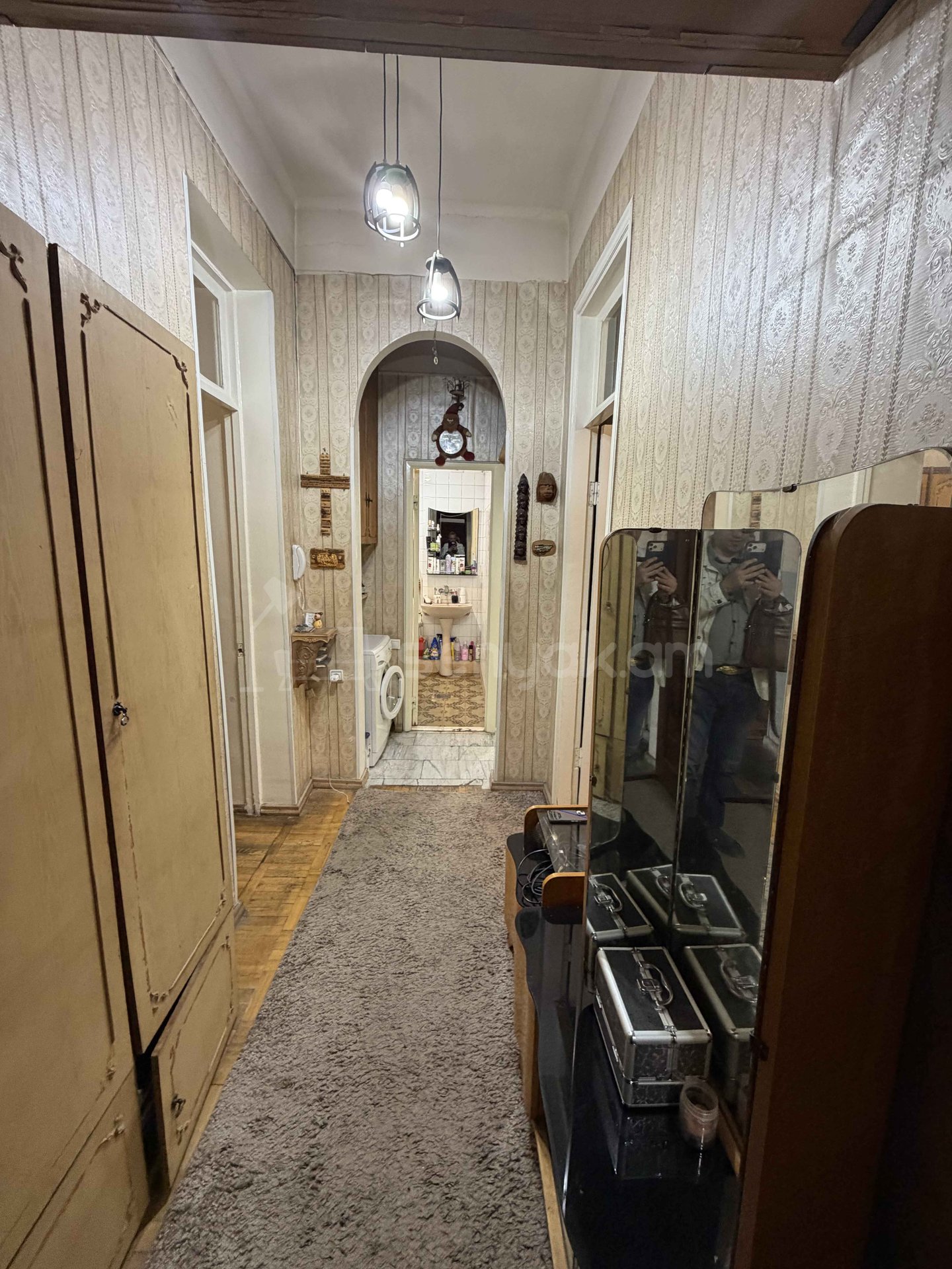 2 Սենյականոց Բնակարան Քարե Շենքում, 66քմ, 4/4 հարկ, Կոսմետիկ Վերանորոգված