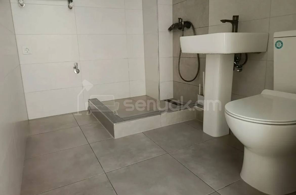 3 Սենյականոց Բնակարան, 54քմ, 3/11 հարկ, Զրոյական Վիճակում