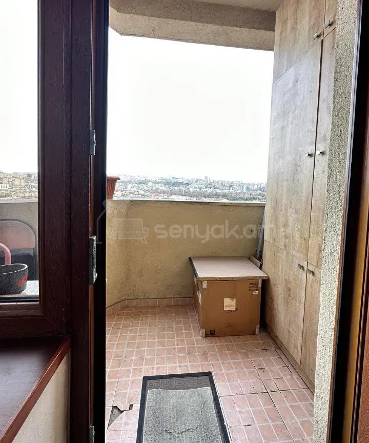 3 Սենյականոց Բնակարան Նորակառույցում, 72քմ, 4/10 հարկ, Նորմալ Վիճակում